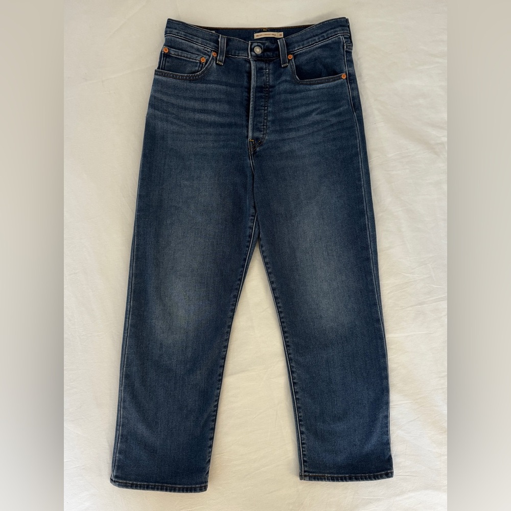Levi’s Ribcage Straight Ankle Stretch Jeans